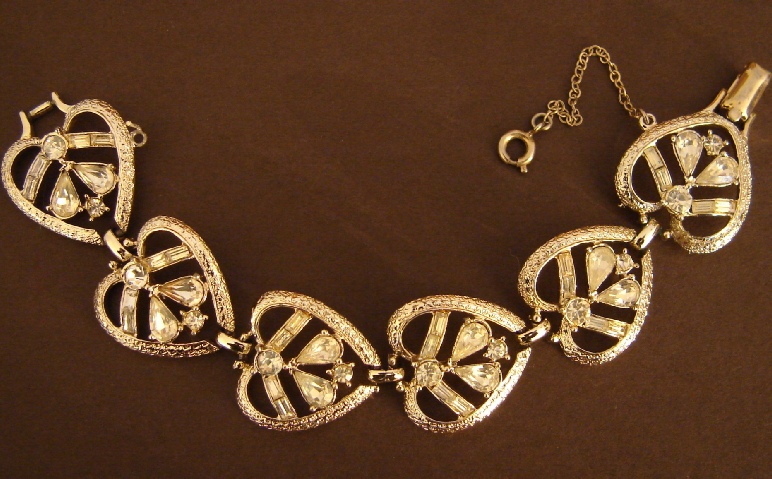 Trifari gold tone and rhinestones bracelet