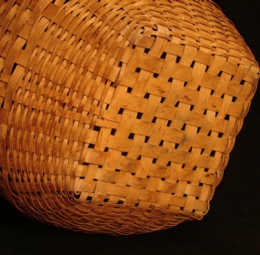 American Indian large woodlands basket, bottom