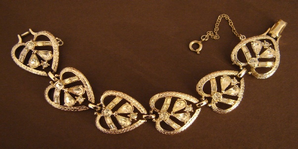 Coro hearts and rhinestones goldtone bracelet