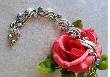 silver-tone aurora boralis rhinestones bracelet detail