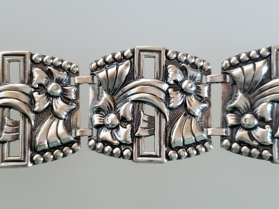 vintage sterling silver open link bracelet with floral motif detail
